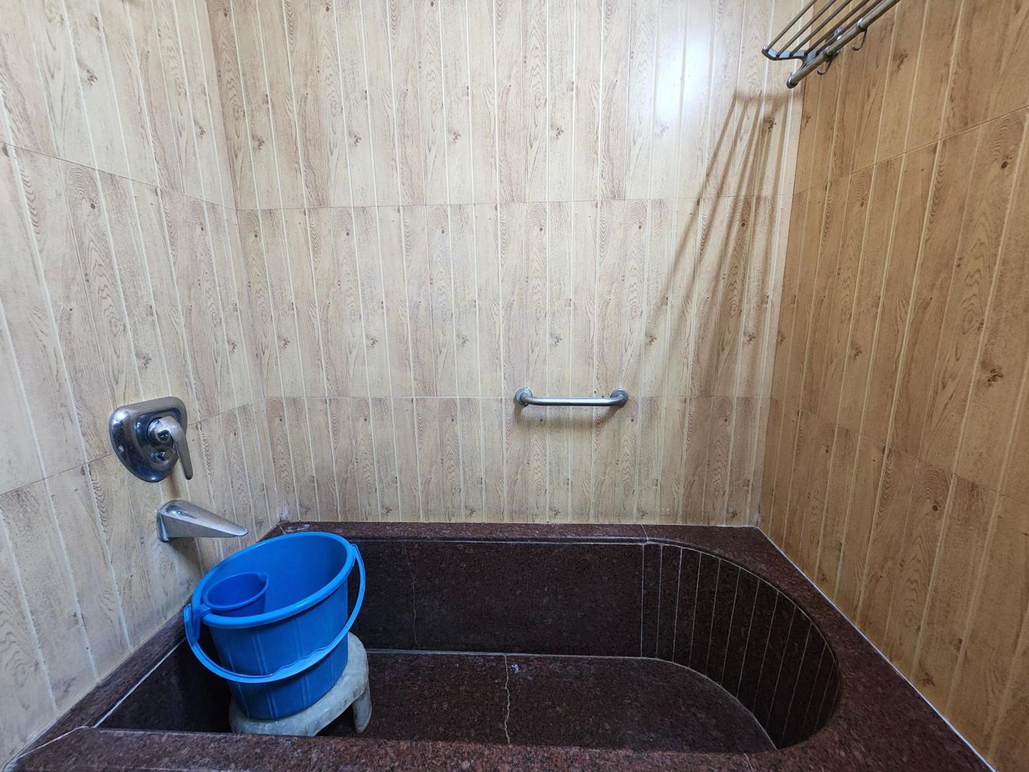 Hotel Mid Town Δελχί Εξωτερικό φωτογραφία